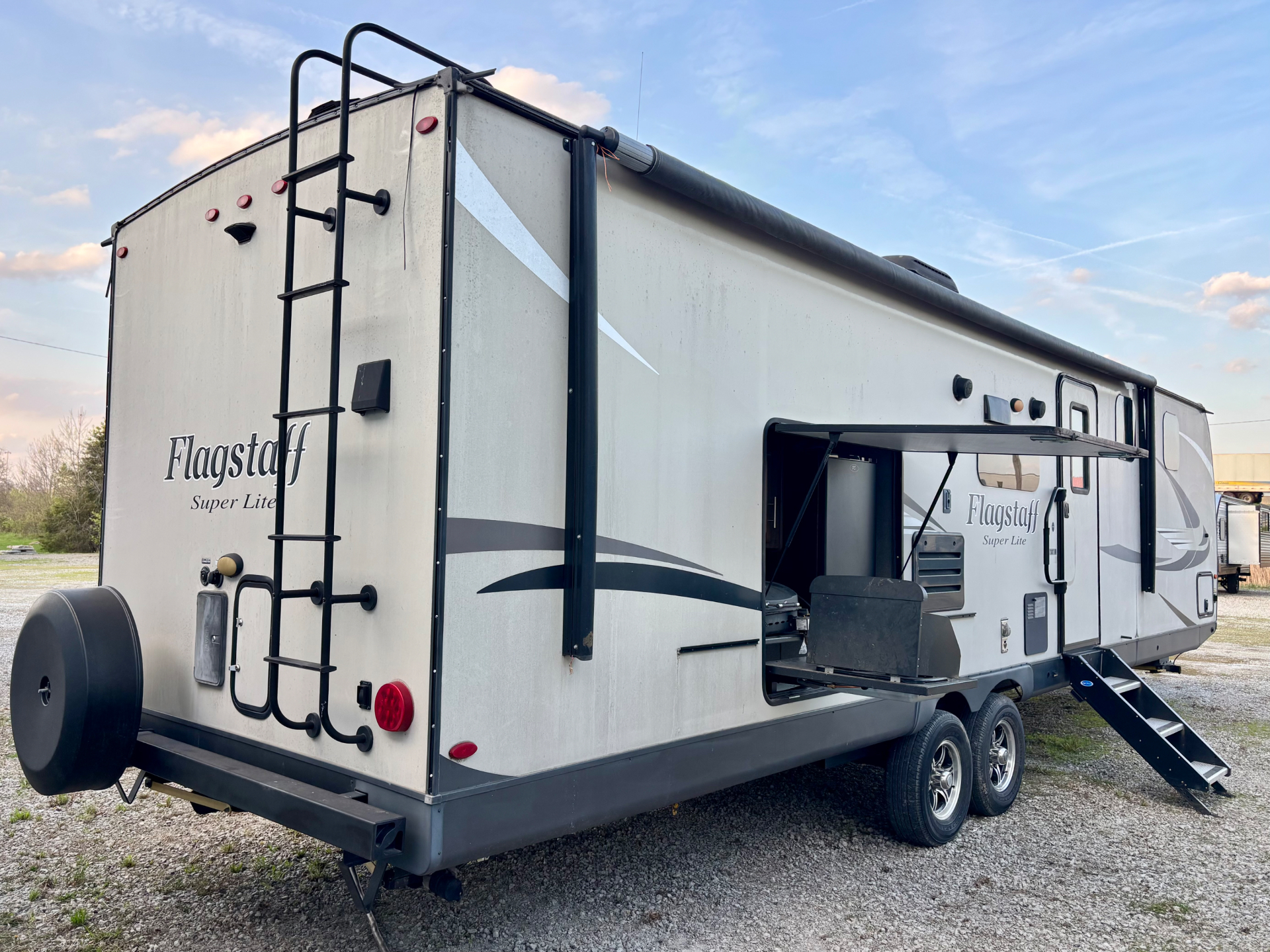 2019 Forest River Flagstaff 29RBS travel trailer for sale at Triple C Camper Consignment in Kentuckiana — photo 4 of 12