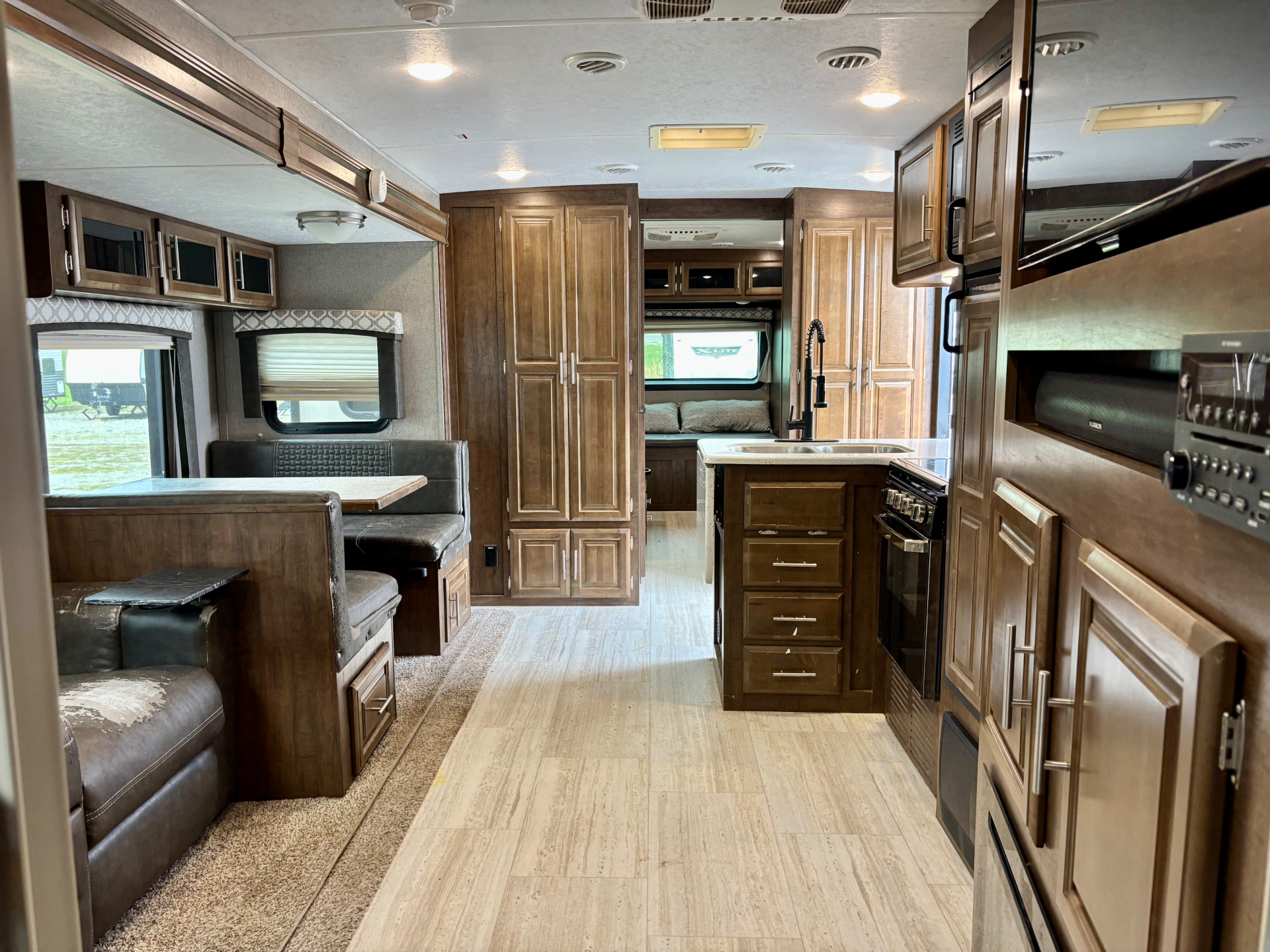 2019 Forest River Flagstaff 29RBS travel trailer for sale at Triple C Camper Consignment in Kentuckiana — photo 6 of 12