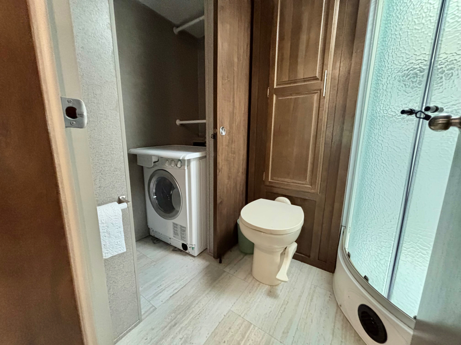 2019 Forest River Flagstaff 29RBS travel trailer for sale at Triple C Camper Consignment in Kentuckiana — photo 9 of 12